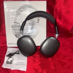 Sleek P9 Pro Max Graphite Over-Ear Headphones
